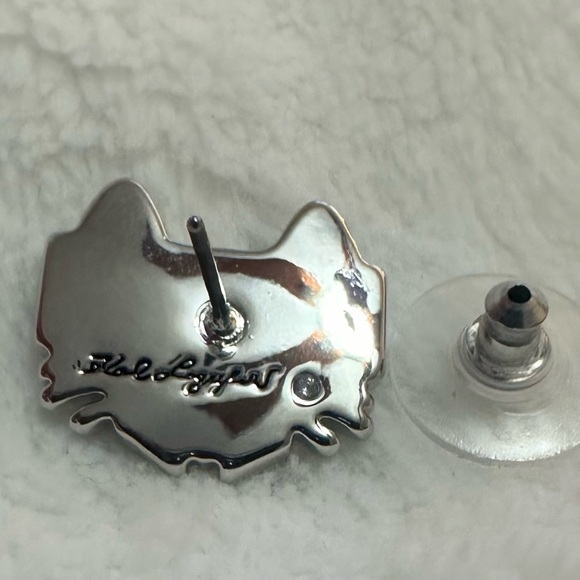 Karl Lagerfeld Silver Tone White & Black Enamel Choupette Stud Earrings NIP - Picture 4 of 4